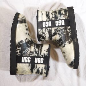 UGG Women’s Classic Clear Mini Marble Black Boots Size 10